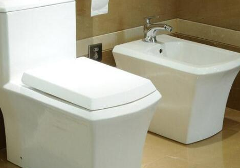 马桶疏通多少钱